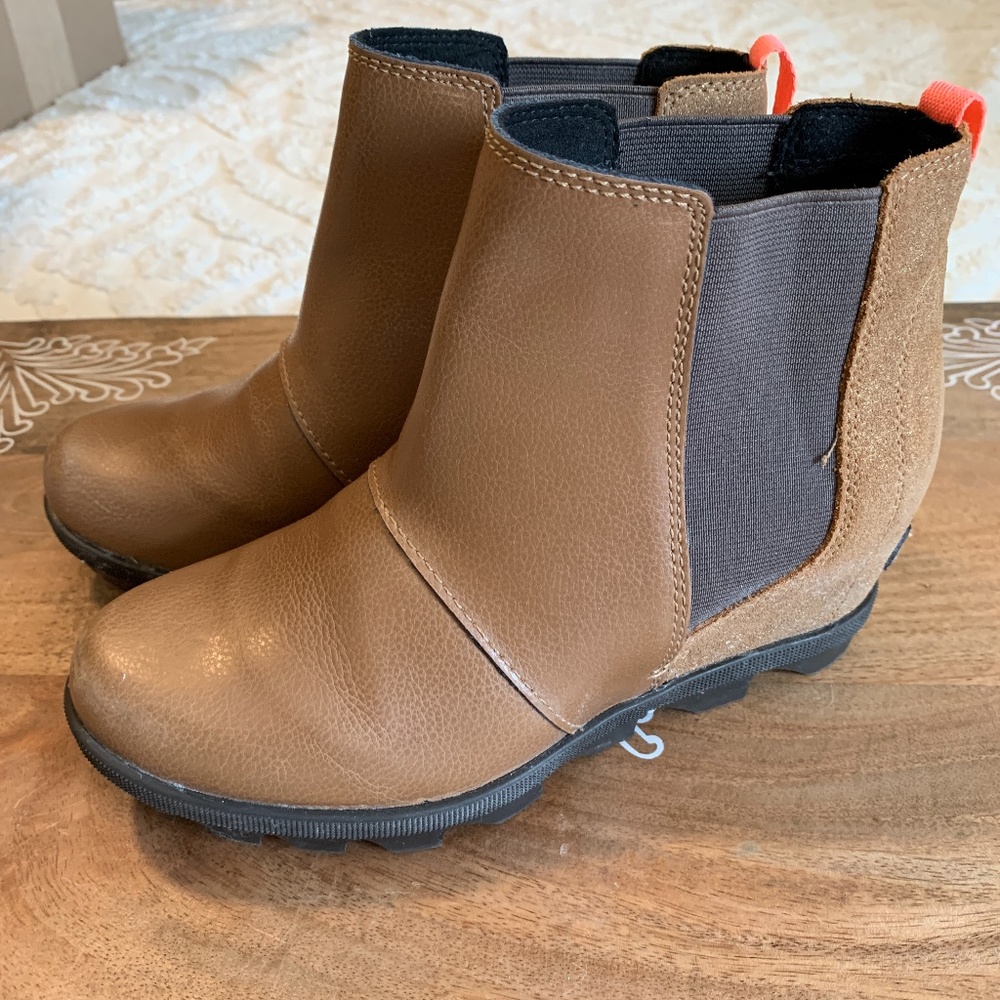 Sorel Joan of Arctic Wedge II Chelsea Boo Big Kids